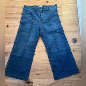 Time and Tru Women's Blue Straight Leg Jeans. Size 16